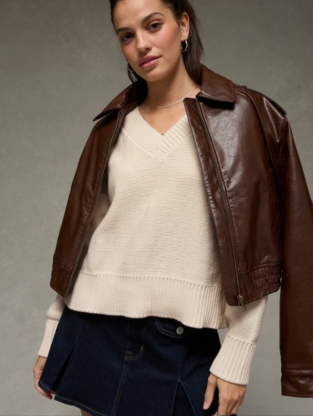 American Eagle Outfitters Cream V-Neck Knit Oversized Sweater